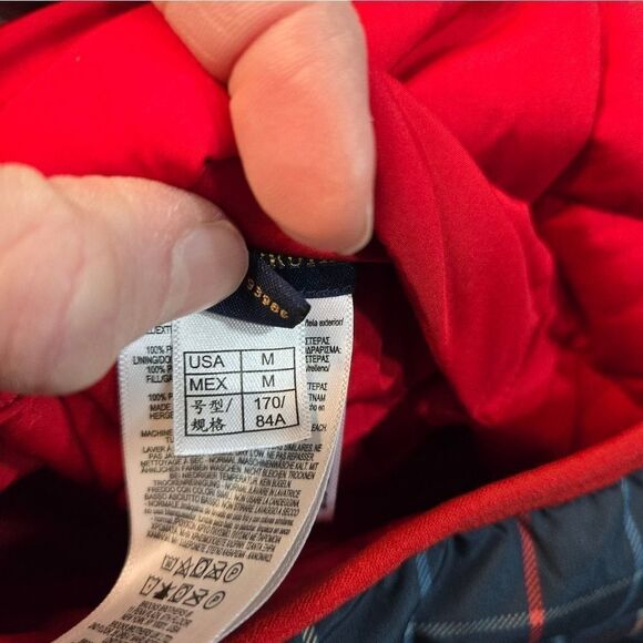 Nwt Brooks Brothers Thermore Reversible women's insulated vest red or blue plaid - Picture 11 of 12